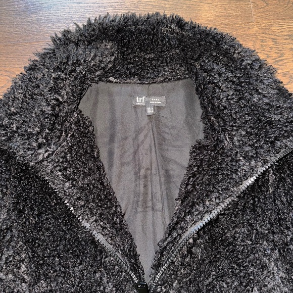 Zara Jacket - Picture 3 of 3